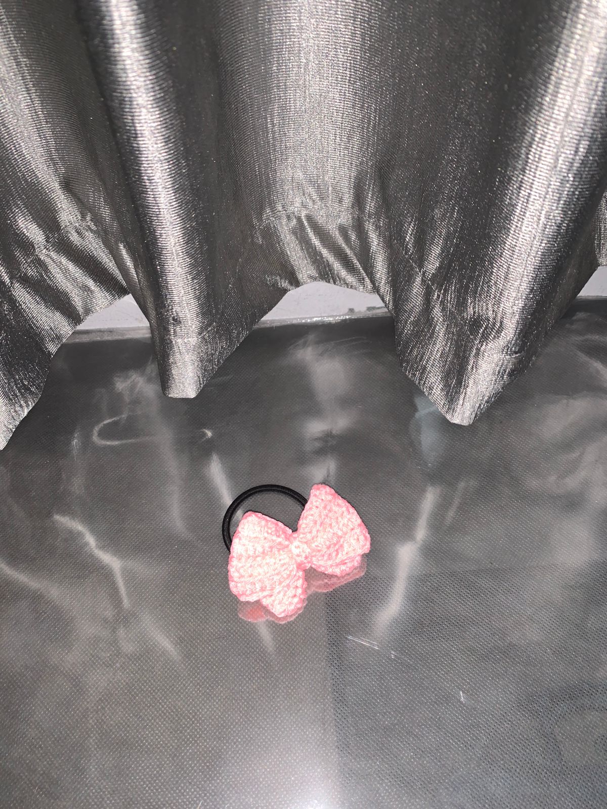 Bow hair tie